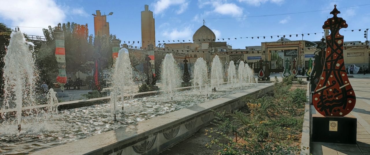 در آستانه اربعین حسینی؛ نشان عاشقی میهمان قبله تهران شد در آستانه اربعین حسینی؛ نشان عاشقی میهمان قبله تهران شد