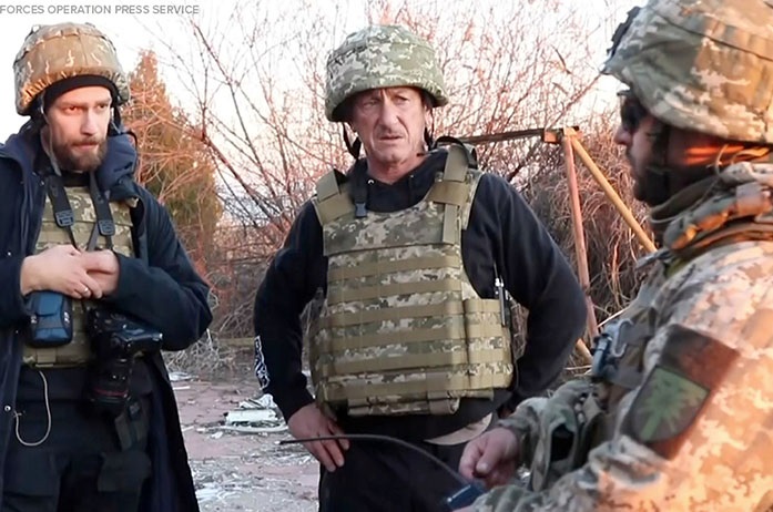 روسیه 2 بازیگر هالیوود را تحریم کرد / شان پن و بن استیلر شان پن در اوکراین