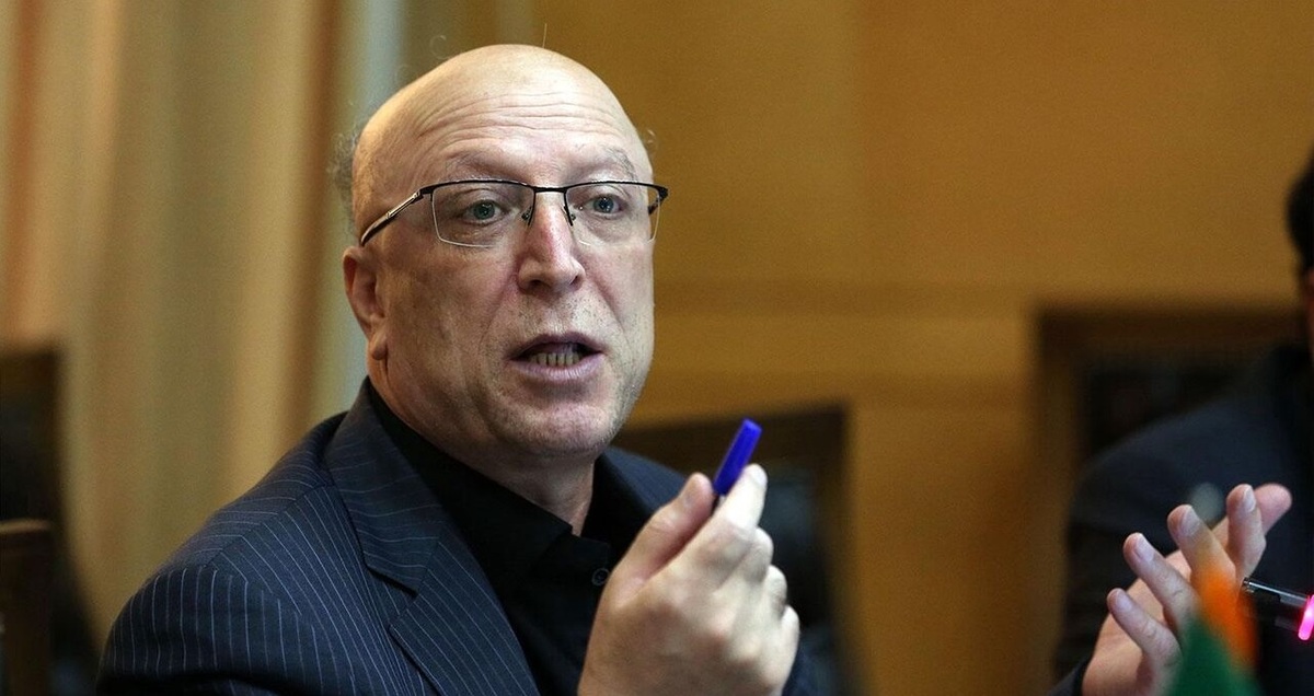 انتقاد روزنامه اطلاعات به وزیرعلوم: این کجایش افتخار دارد که اینهمه فارغ التحصیل دکتری بیکارند؟