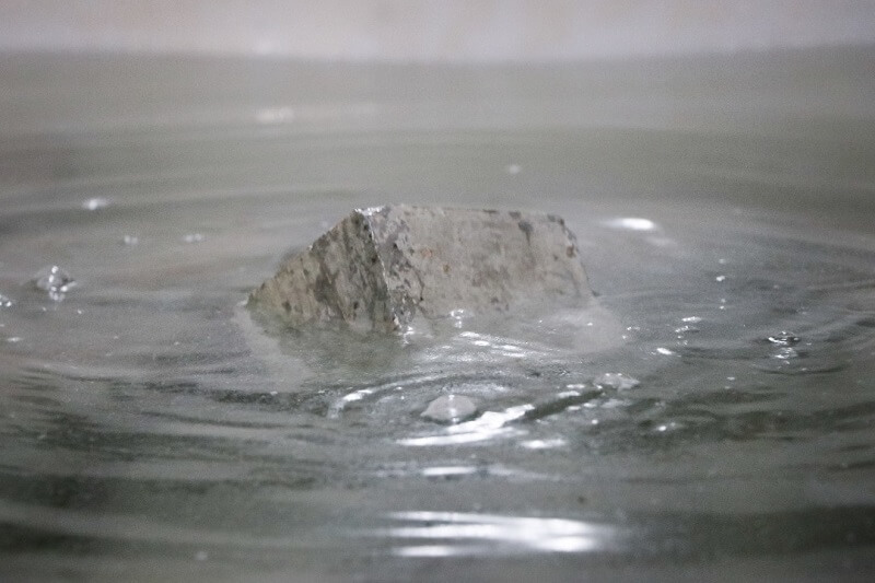 تولید بتن سبک سازه‌ای فهاب بتن از پوکه‌های صنعتی باکیفیت