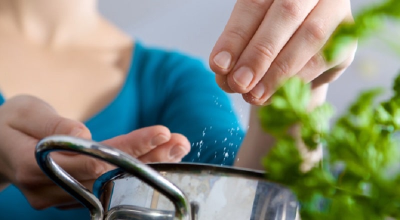 باورهای درست و نادرست در مورد نمک باورهای درست و نادرست در مورد نمک