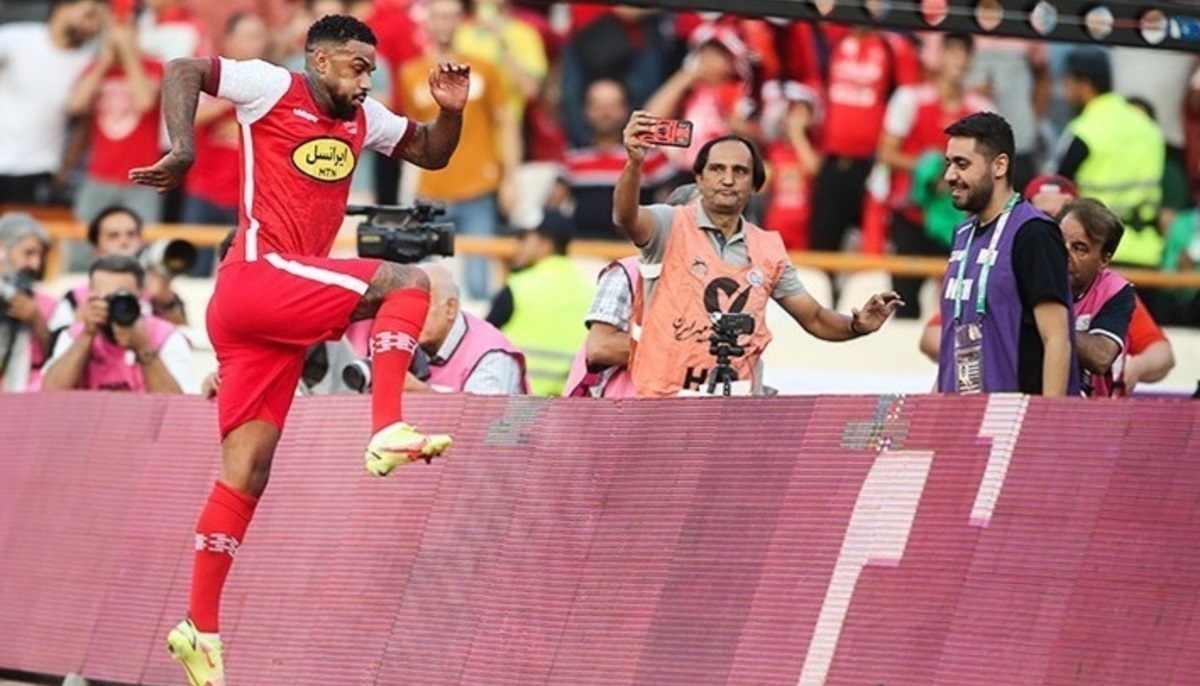 ۵۴ میلیارد و ۹۲۸ میلیون تومان؛ رقم ۴ بازیکن خارجی پرسپولیس