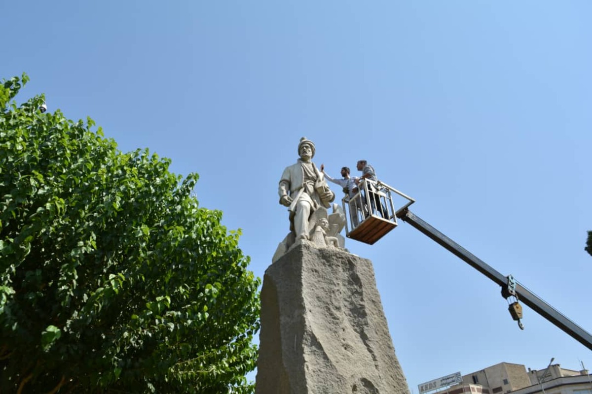 مدیرعامل سازمان زیباسازی شهر تهران خبر داد: مرمت و بهسازی مجسمه فردوسی پس از 63 سال