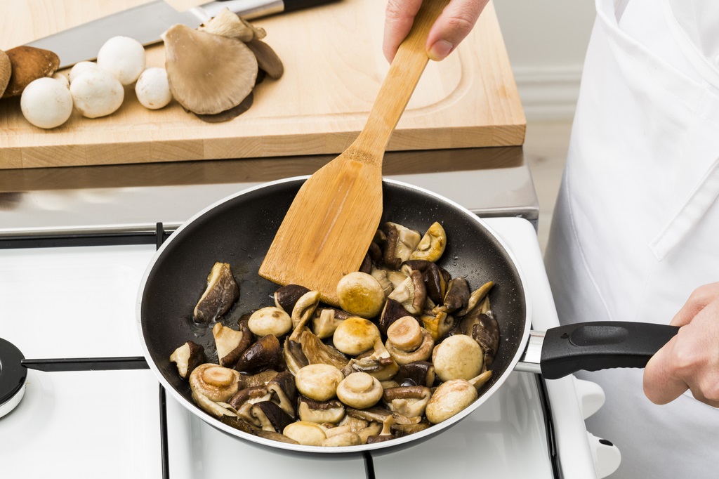 طرز تهیه خورش قارچ یک خورش برای گیاه خواران