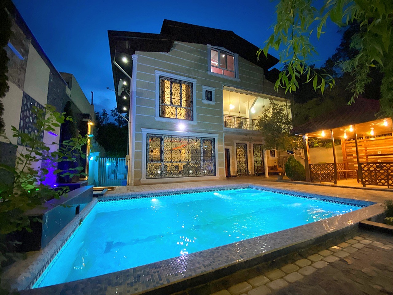 آخر هفته پرنشاط با اجاره ویلا در کردان آخر هفته پرنشاط با اجاره ویلا در کردان