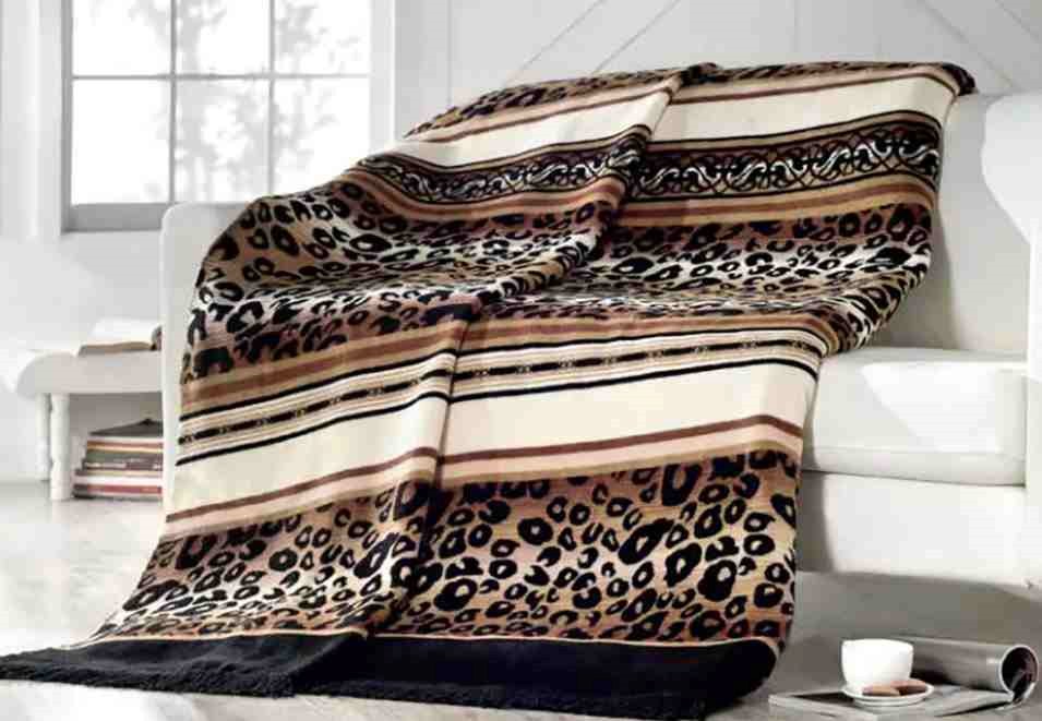 آخرین قیمت پتو مسافرتی طرح السا در بازارهای داخلی