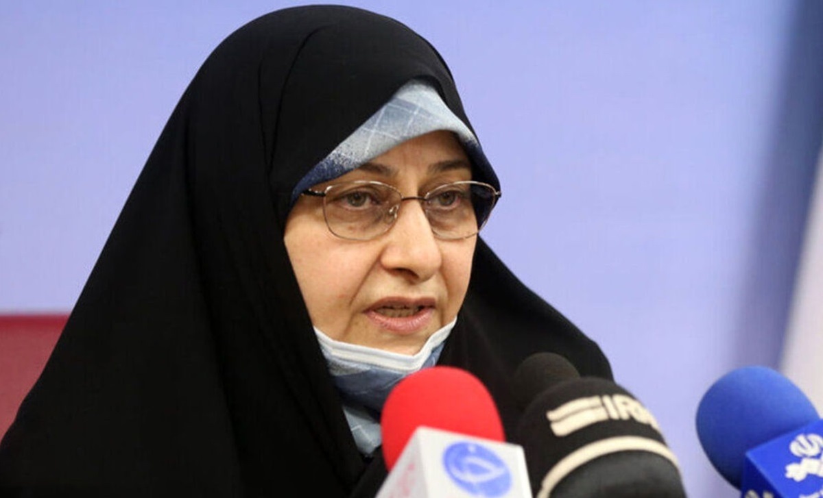 انسیه خزعلی: آمادگی آموزش مهارت‌های مشاغل خانگی برای زنان سوری را داریم