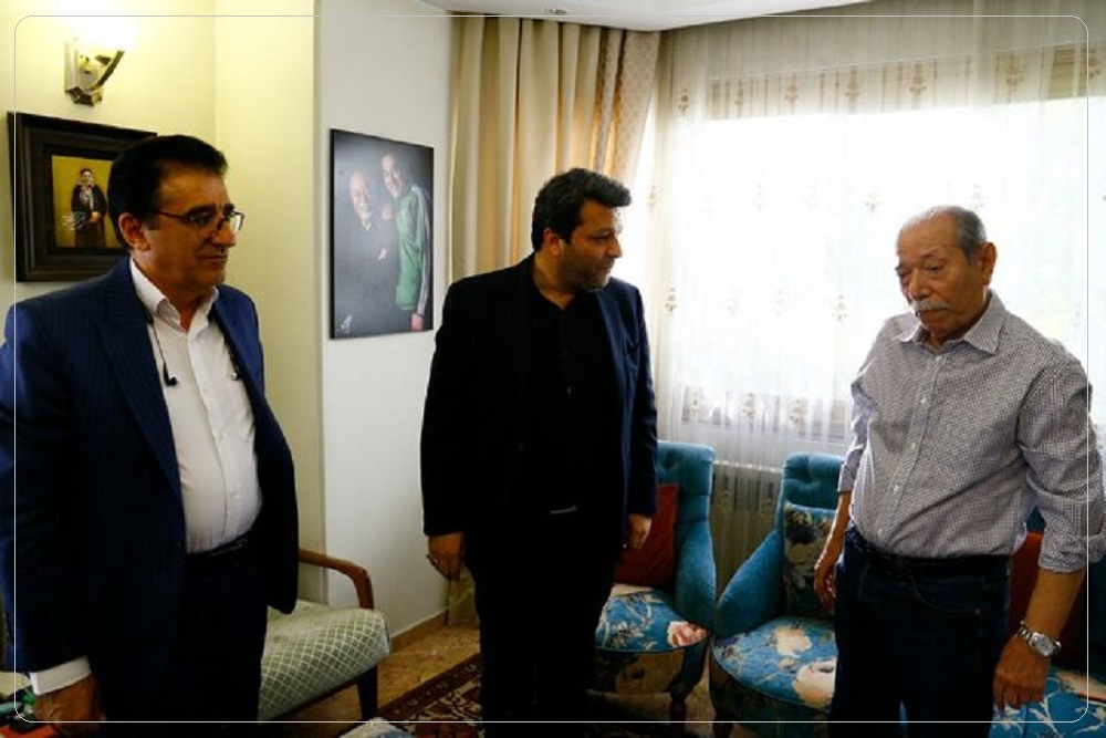 علی نصیریان