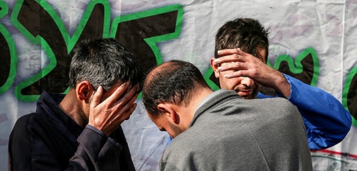 تهران / کشف تجهیزات نظامی از خانه‌ای در بلوار مرزداران / دستگیری ۸ شرور در تهرانسر