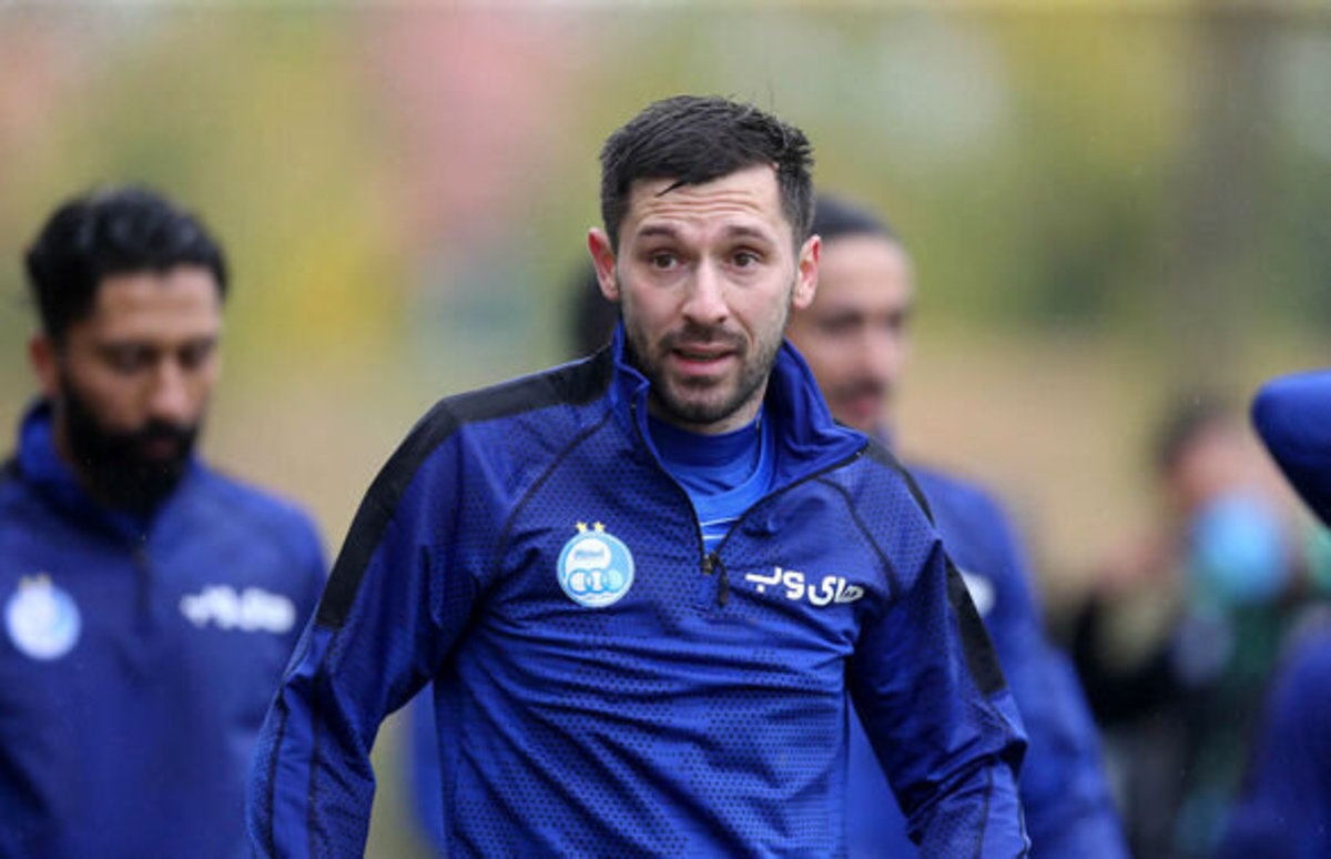 یاشگاه استقلال: پنجره نقل و انتقالاتی به علت طلب میلیج بسته شد