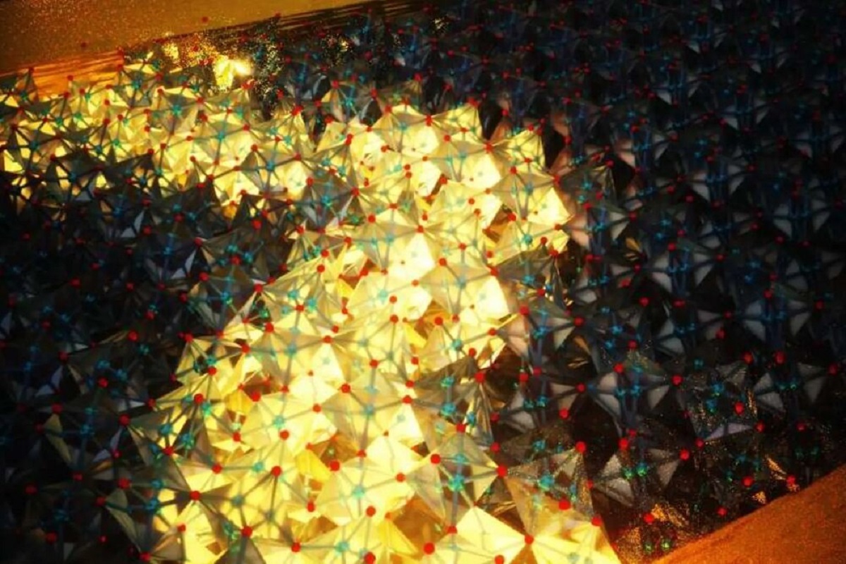 محقق ایرانی کشف کرد: ماده‌ای که حافظه دارد و می‌تواند گذشته خود را به یاد آورد