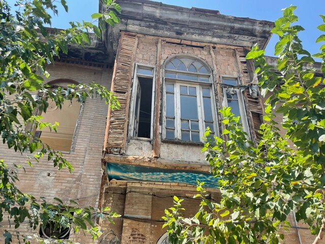 ساختمان «مجله توفیق» در آستانه تخریب ساختمان «مجله توفیق» در آستانه تخریب