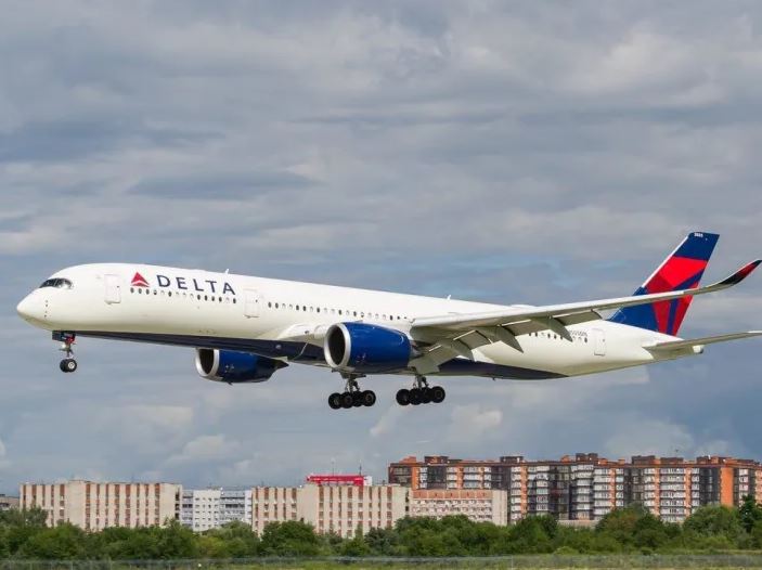 ۱۰ مورد از طولانی ترین مسیرهای هوایی جهان که هواپیماهای مسافربری می پیمایند