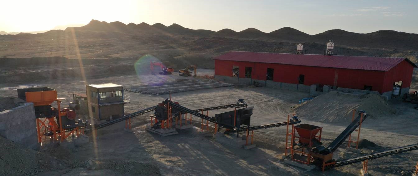 سومین معدن تیتانیوم در شمال شرق کشور افتتاح شد سومین معدن تیتانیوم در شمال شرق کشور افتتاح شد