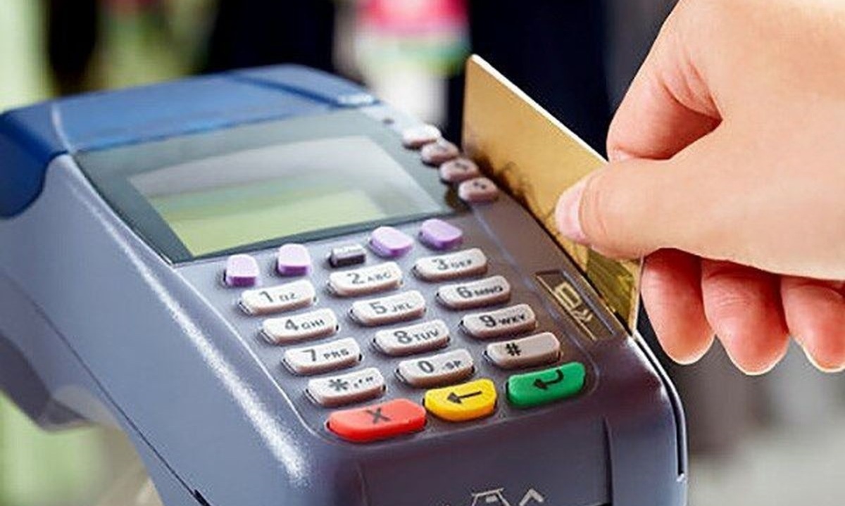 کیهان به نقل از نماینده مجلس: 9میلیون دستگاه کارتخوان در اختیار قمار و پولشویی بود