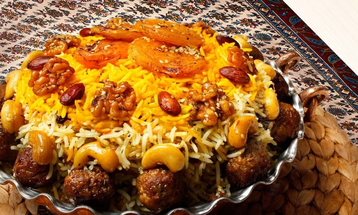 طرز تهیه رشته پلو با قیسی خوشمزه و سنتی