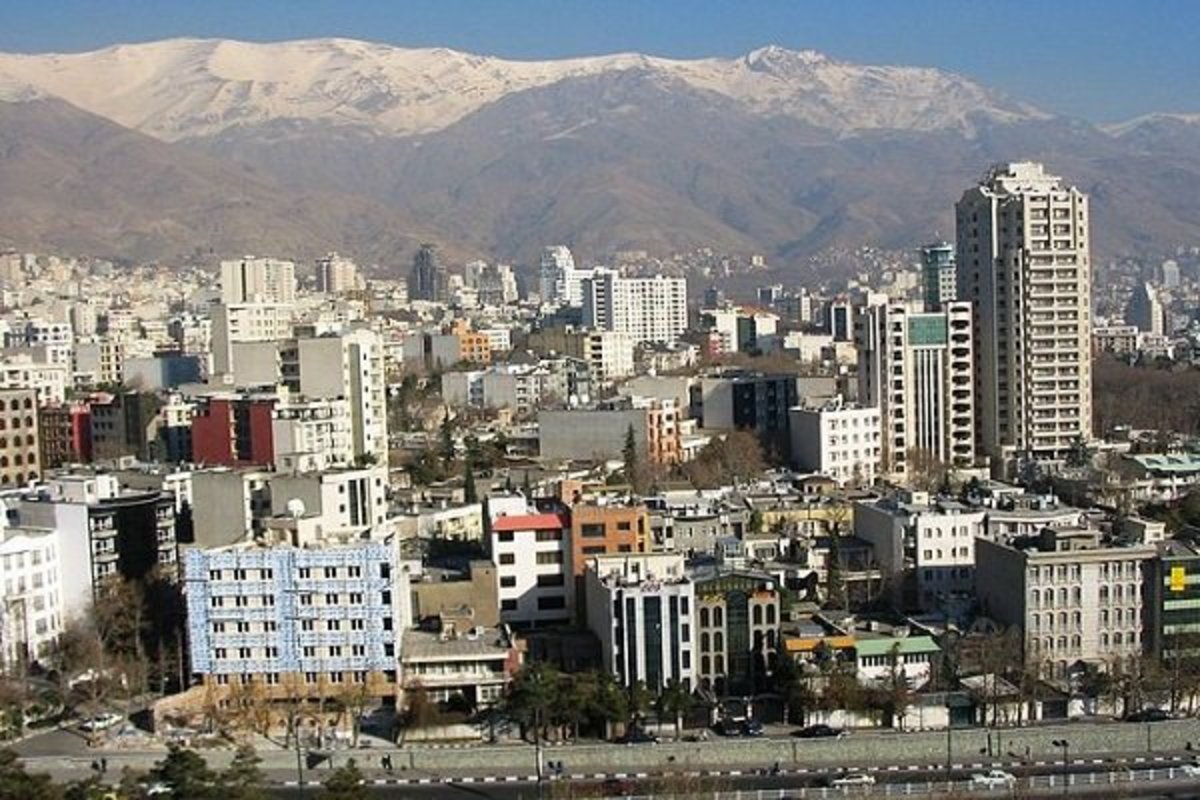 بانک مرکزی: متوسط قیمت هر متر خانه در تهران به ۴۳ میلیون و ۲۱۶ هزار تومان رسید