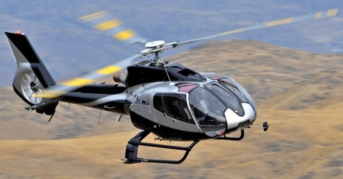 پشتک زدن یک خلبان با هلیکوپتر بر فراز کوه‌ها! (فیلم)