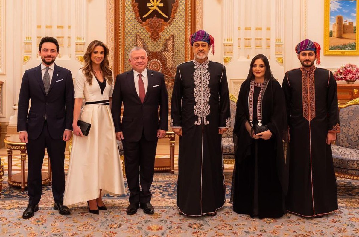 پادشاهان، ملکه‌ها، ولی‌عهدهای عمان و اردن در یک قاب (عکس)