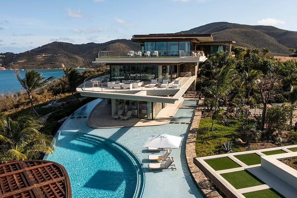 تصاویر جدیدترین جزیره خصوصی لاکچری جهان (+عکس) تصاویر جدیدترین جزیره خصوصی لاکچری جهان (+عکس)