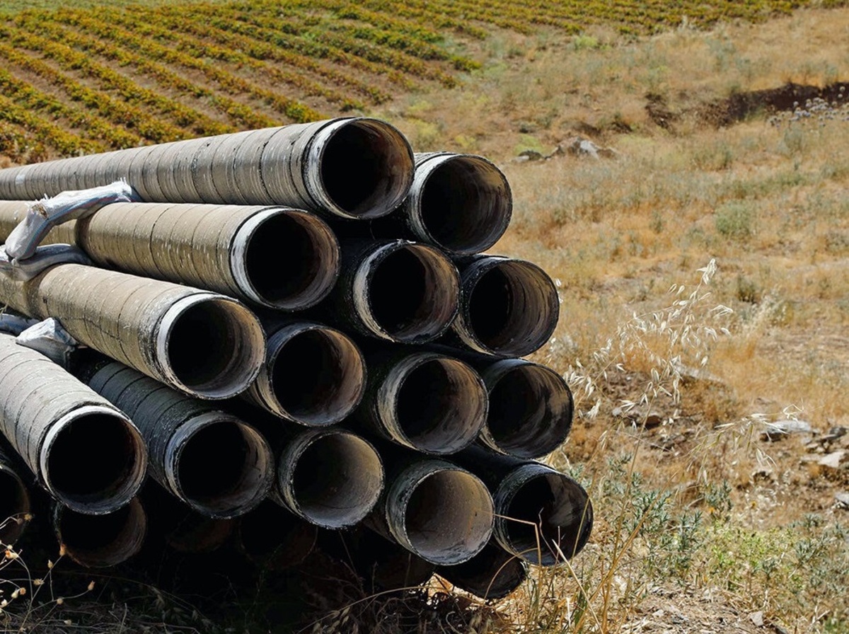 کشف 7 تن لوله نفتی مسروقه در خوزستان