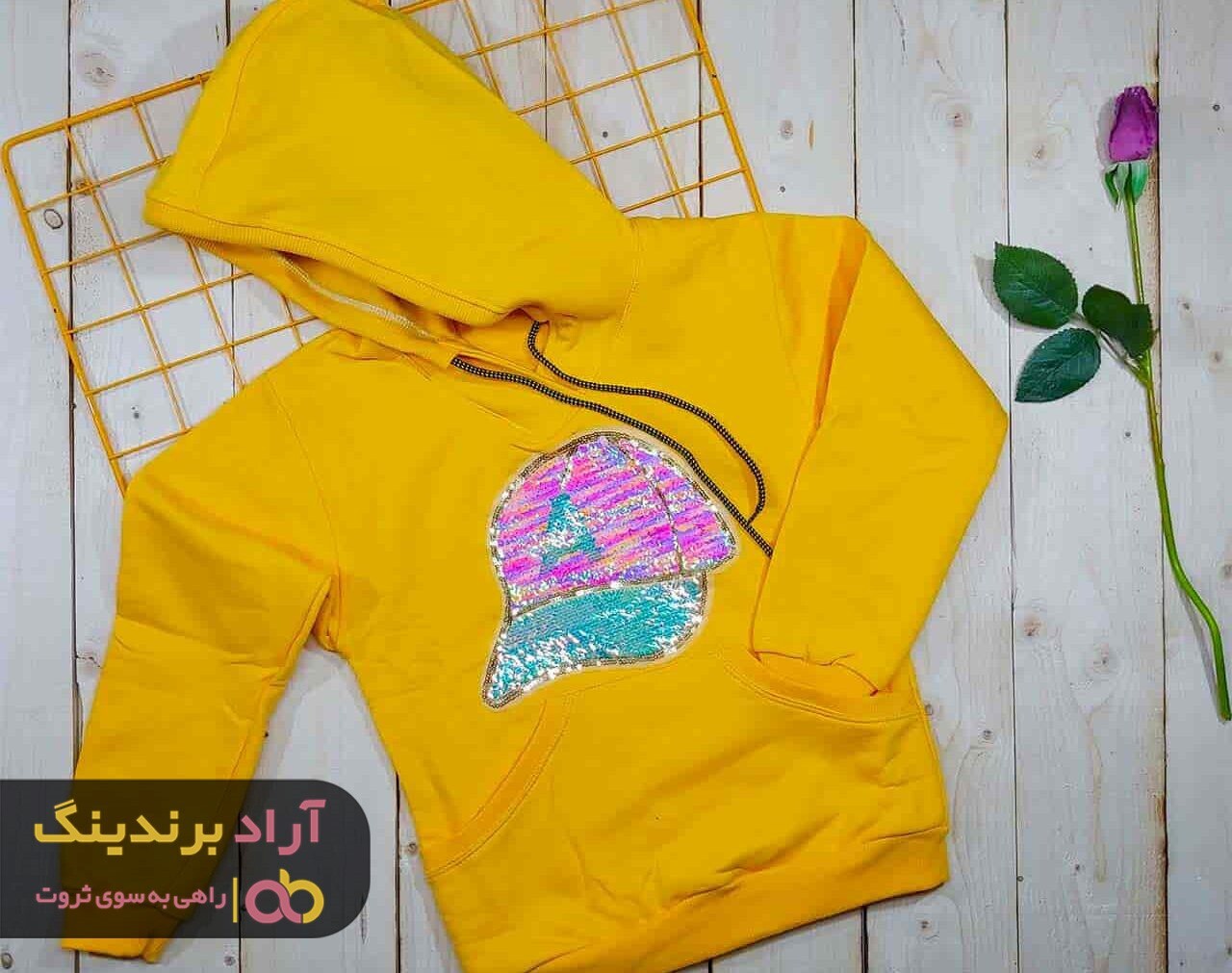 نوسان قیمت هودی دخترانه فروشگاه های تهران