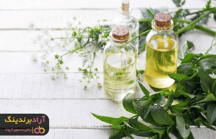 عرق یونجه برای کبد و پاکسازی آن بسیار مفید است عرق یونجه برای کبد و پاکسازی آن بسیار مفید است