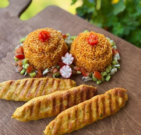 طرز تهیه دمی گوجه؛ غذای سنتی و خوشمزه ایرانی