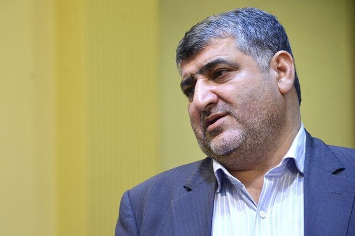 واکنش نماینده مجلس به ضبط پاسپورت چهره‌های فرهنگی و ورزشی: برخی از رفتارهای آقایان را تایید نمی‌کنم / نباید در کشور خودزنی کرد