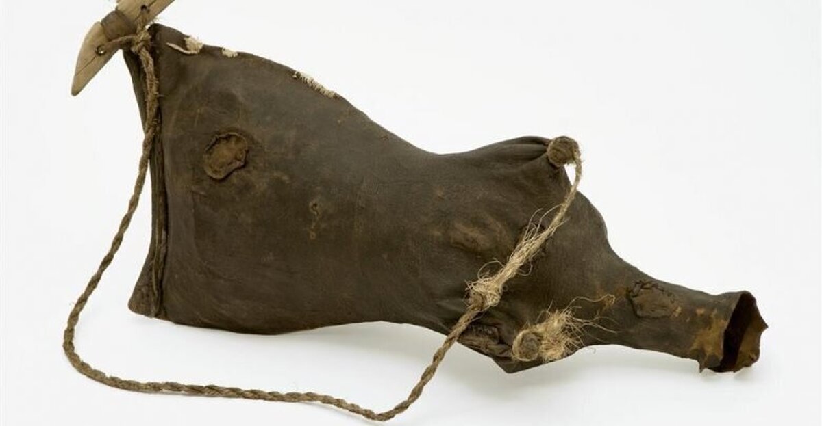 تصاویری از فروشندگان دوره‌گرد آب در زمان قاجار