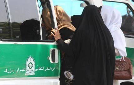 قانون حجاب؛ از فریضه تا حکم قانونی