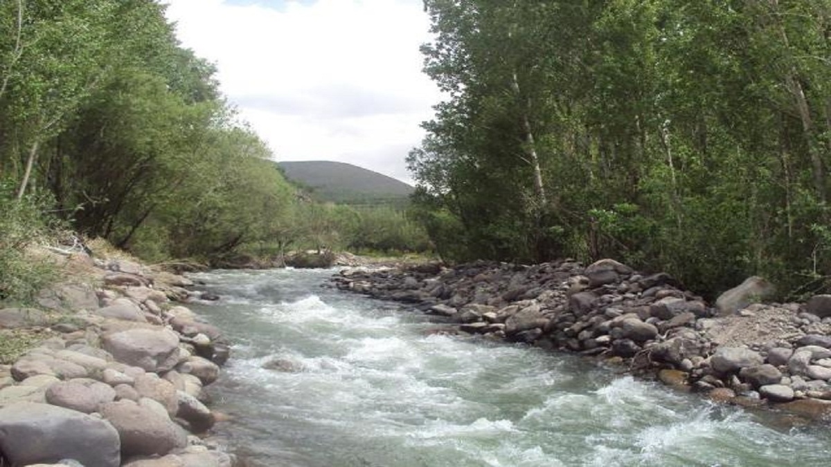 گردشگران در حاشیه رودخانه های البرز توقف نکنند