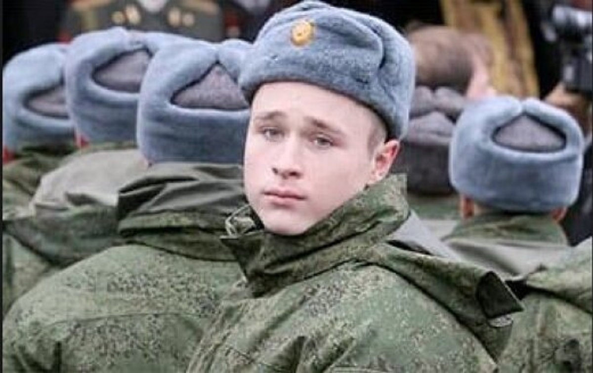 چالش جدید مسکو؛ فرار جوانان روس‌ از سربازگیری دولتی/ بسیج عمومی پوتین به رسوایی کشید