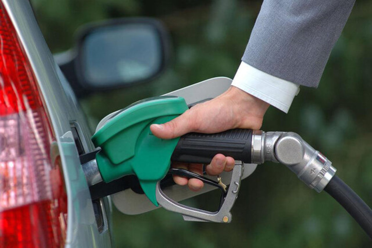 شرکت نفت: محدودیت ۳۰ لیتری بنزین برداشته می‌شود/ سهمیه ۶۰ لیتری کاهش پیدا نکرده
