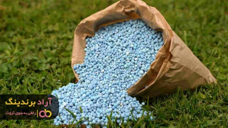 کود شیمیایی اوره چه ویژگی ها و مصارفی دارد؟ کود شیمیایی اوره چه ویژگی ها و مصارفی دارد؟