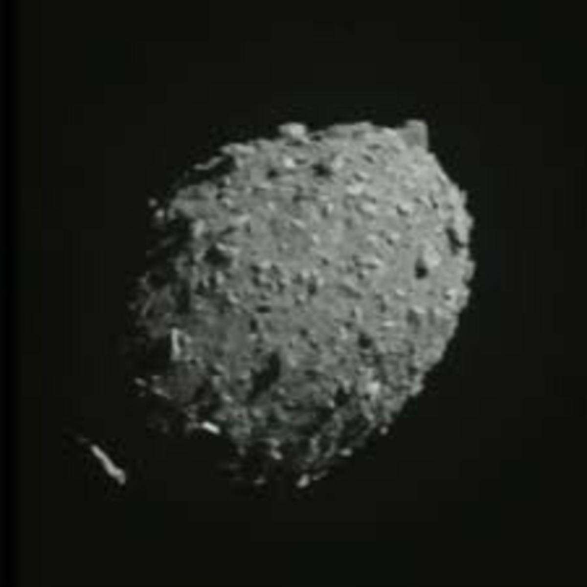ماموریت بی سابقه ناسا / برخورد فضاپیما با سیارک برای تغییر مسیرش