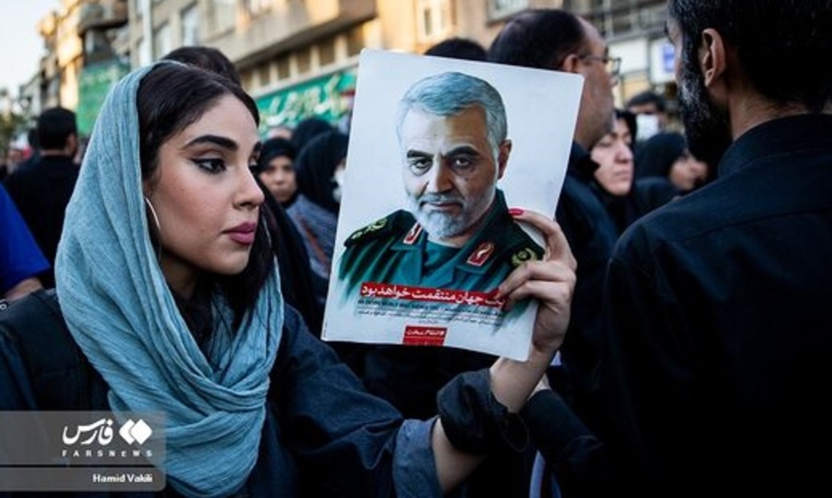 روزنامه جوان: بدحجاب طرفدار نظام که در راهپیمایی شرکت می کند با بقیه بدحجاب ها فرق دارد