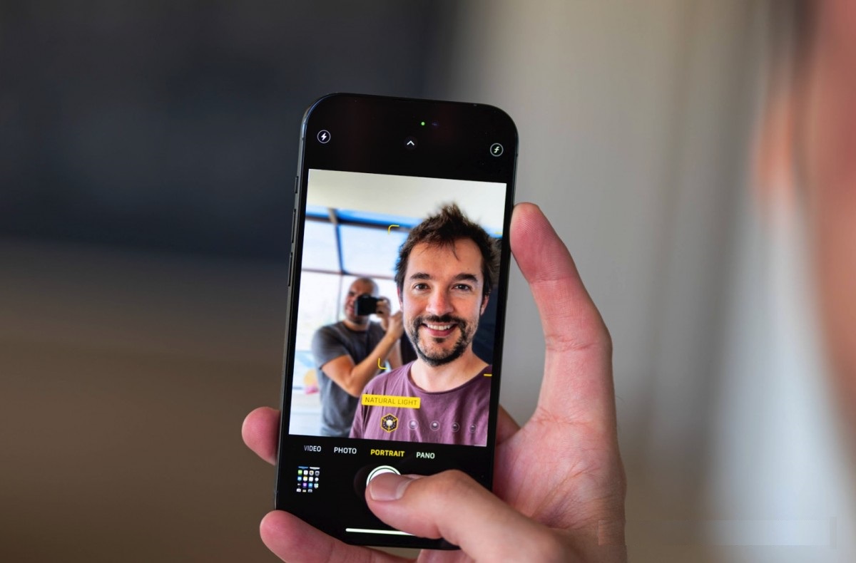 دوربین آی‌فون 14 پرو