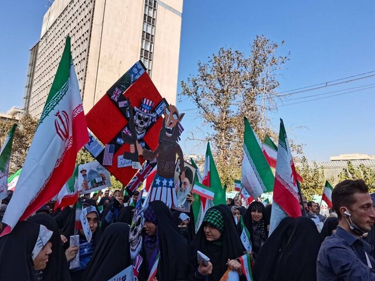 قطعنامه پایانی راهپیمایی ۱۳ آبان: مسئولین صف معترضان و اعتراضات را از مغرضان جدا بدانند