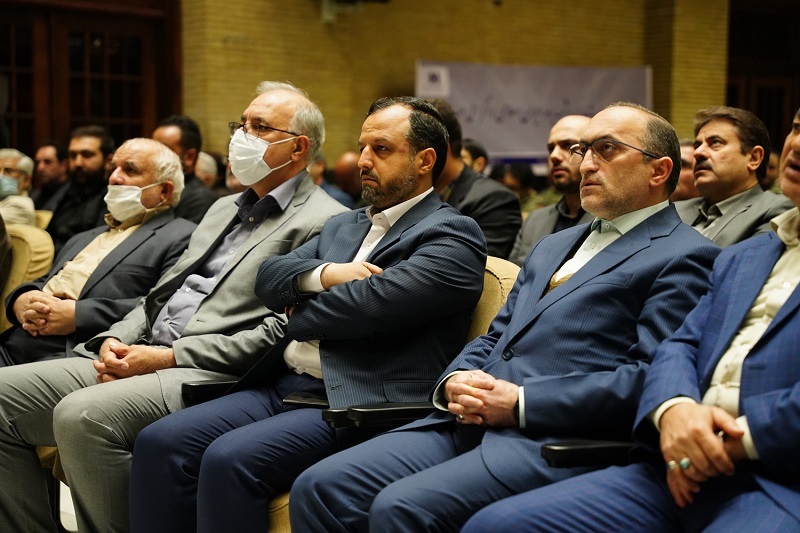 مدیرعامل بانک صادرات ایران: شهدا در قله قدرت هستند هر چند مظلوم باشند