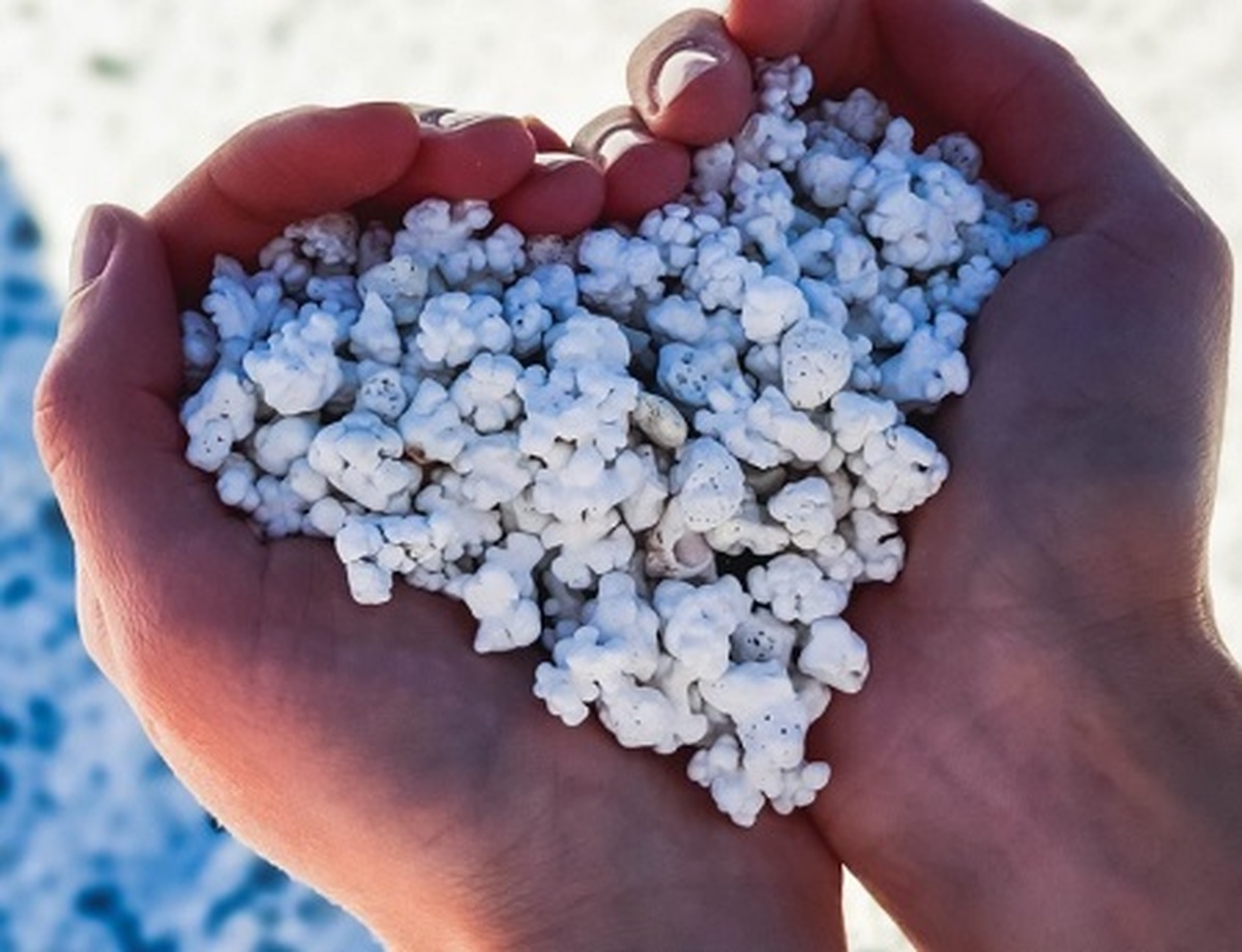 ساحل پاپ کورن اسپانیا؛ غیرمعمول ترین ساحل روی زمین (+عکس)