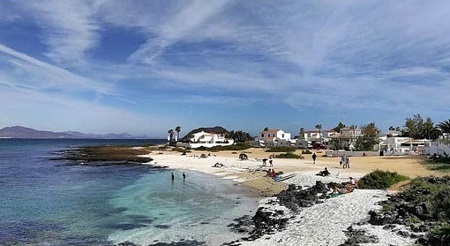 ساحل پاپ کورن اسپانیا؛ غیرمعمول ترین ساحل روی زمین (+عکس) ساحل پاپ کورن اسپانیا؛ غیرمعمول ترین ساحل روی زمین (+عکس)