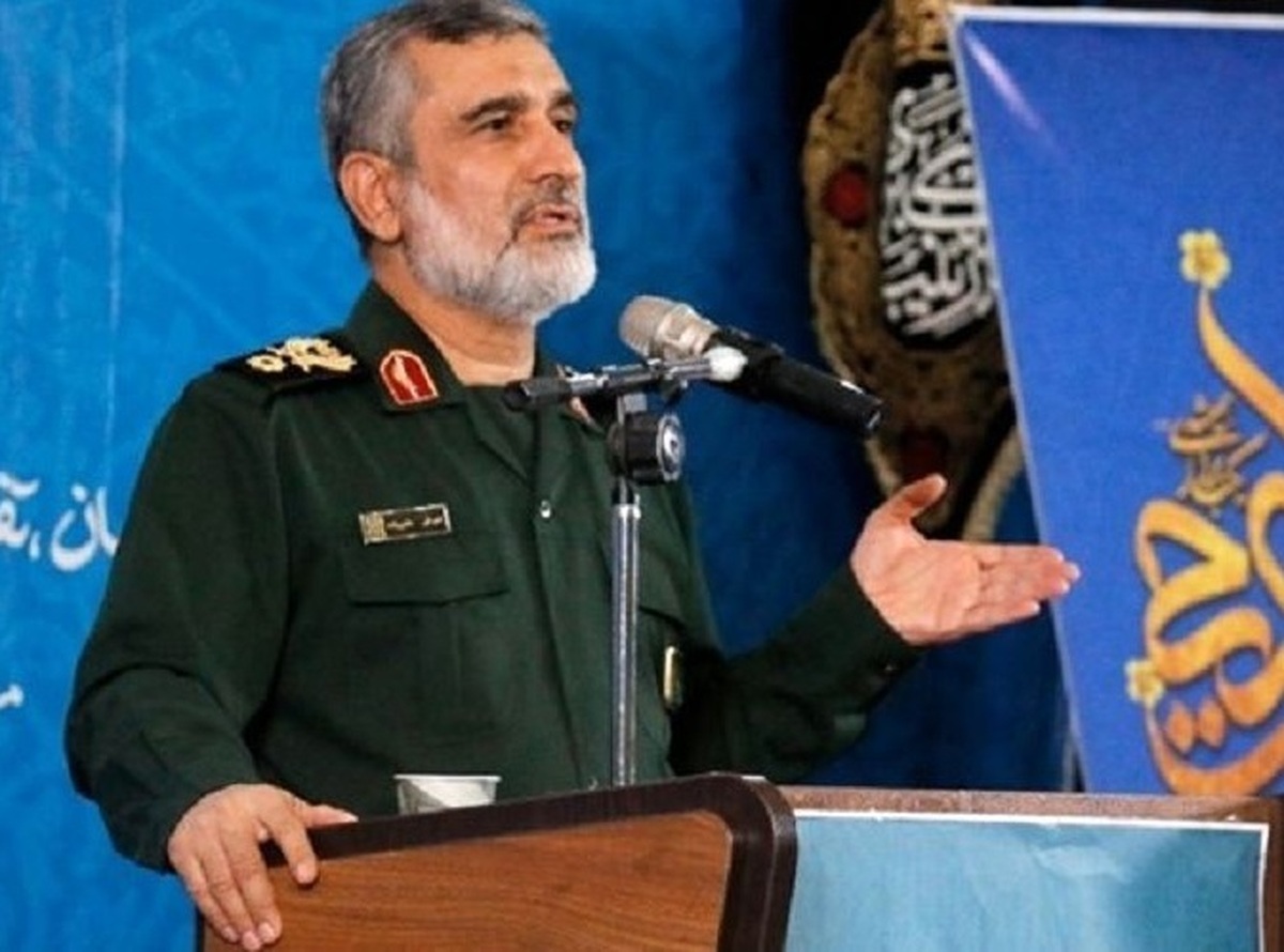 سردار حاجی‌زاده: خبر موشک هایپرسونیک متعلق به خیلی وقت پیش است ولی امروز رسانه‌ای شده؛ دشمن تا ده‌ها سال نمی‌تواند به توانمندی مقابله با این موشک برسد/ در سال جاری اولین ماهواره با ماهواره‌بر قائم ۱۰۰ در مدار قرار می‌گیرد/ بسیاری از دستاوردهای ما در روز حادثه بیرون می‌آید