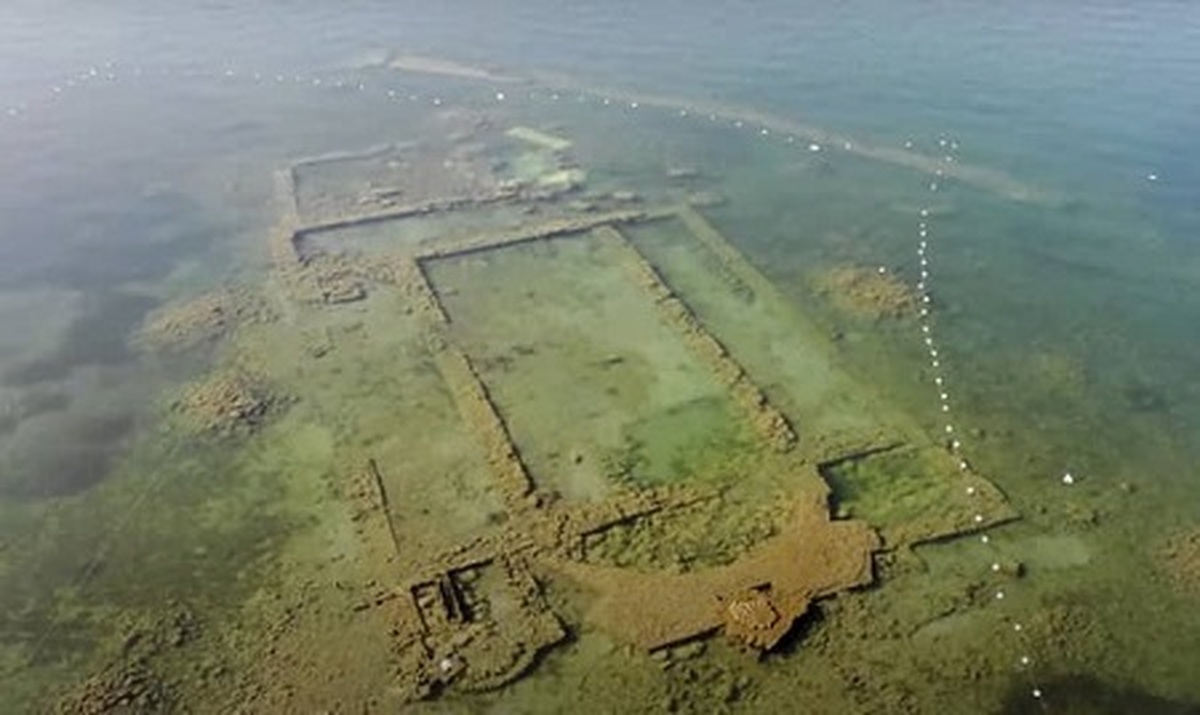 کشف کلیسای باستانی بیزانس در زیر دریاچه ترکیه (+عکس)