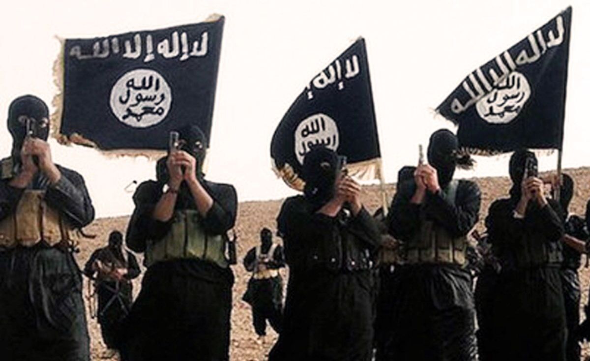 رویترز: داعش مسؤولیت حمله به حرم شاهچراغ را برعهده گرفت