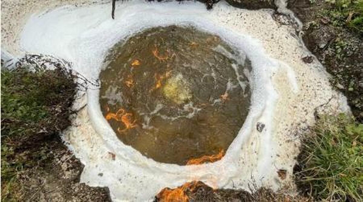 اتفاقی عجیب در ترکیه؛ آب قابل اشتعال که از زمین می‌جوشد! (+عکس)