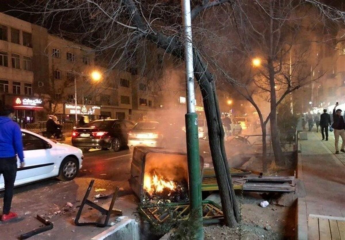 معاون دادستان شیراز: گردانندگان اصلی فراخوان مجازی دستگیر شدند/  عملیات این گروه در آتش‌زدن یک پایگاه بسیج ناموفق بود