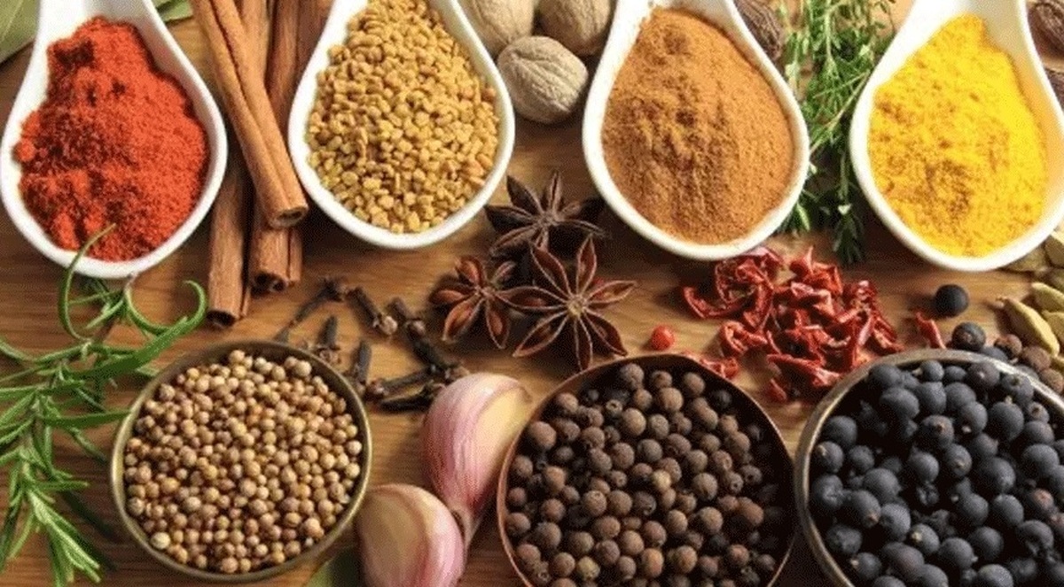 خوراکی‌هایی که به گرم ‌شدن بدن کمک می‌کنند