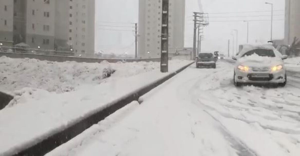 ببینید | بارش برف در شهر پردیس (شرق تهران)