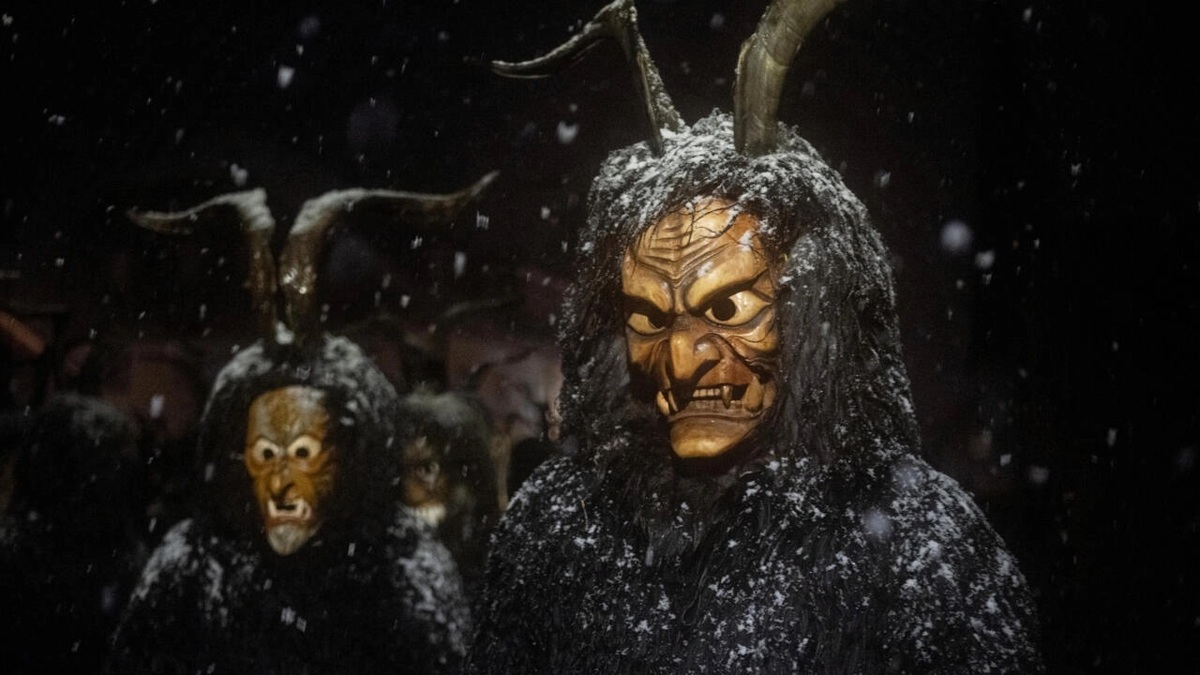 ببینید| مراسم ترساندن کودکان در یک شهر اتریش/ سنتی 150 ساله پیش از شروع کریسمس